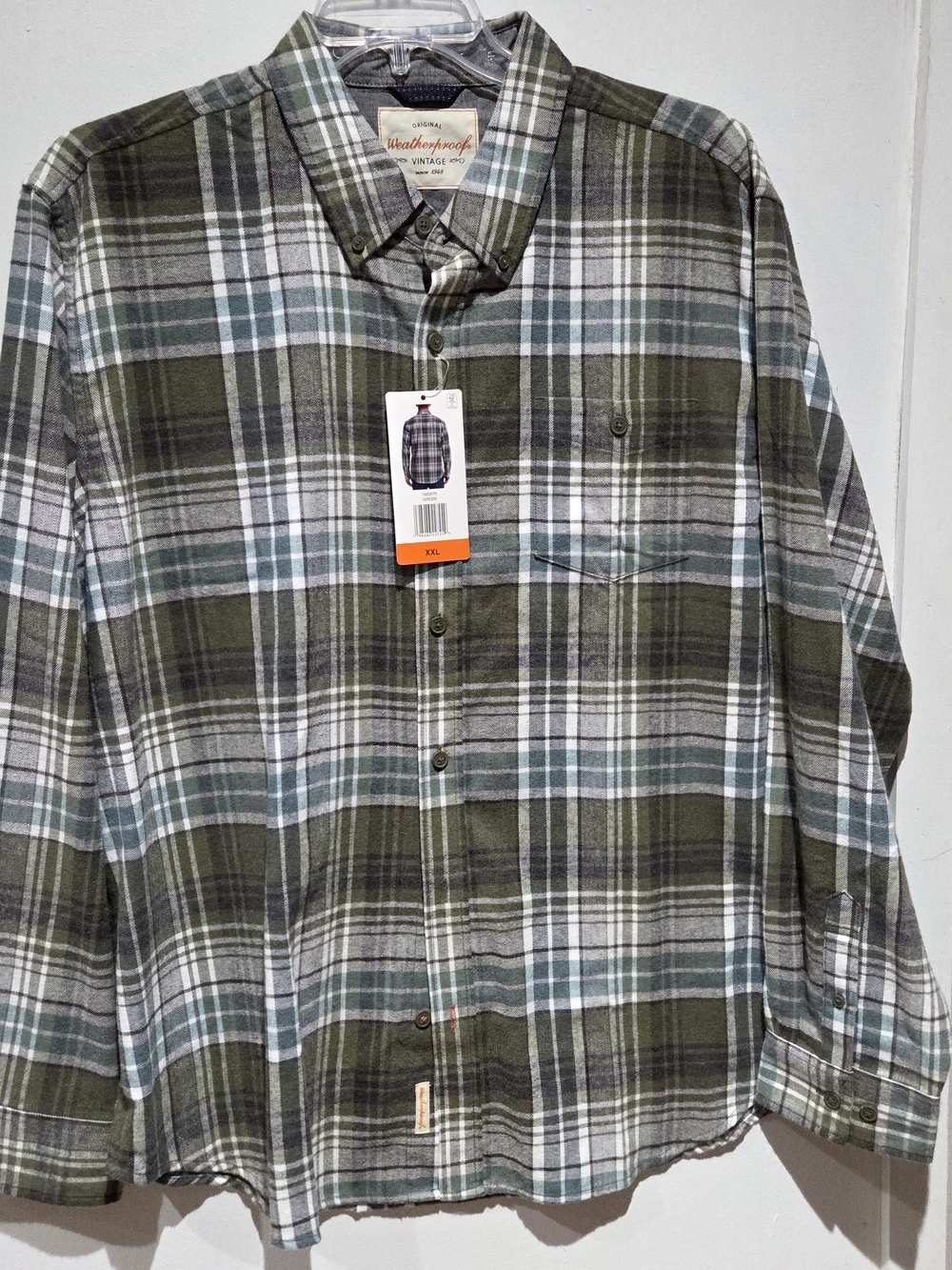 Weatherproof Vintage Men's Olive Green Plaid Button-Down Shirt